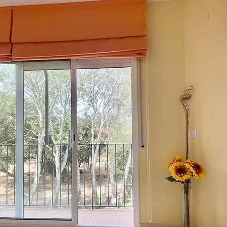 Apartamento Espacioso Y Con Acceso A Piscina * 로지즈
